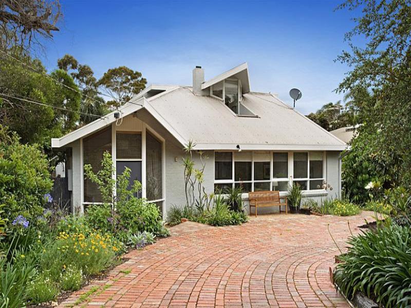 22 Hotham Street, Beaumaris, Vic 3193 Property Details