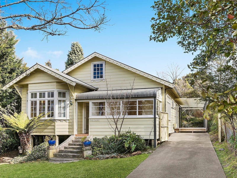 57 Pritchard Street, Wentworth Falls, NSW 2782