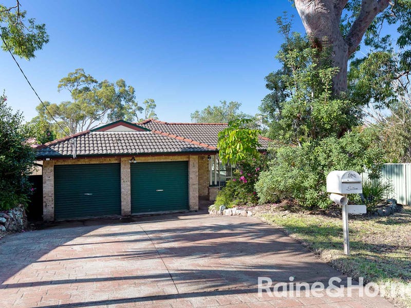 1 GOORAWIN STREET, Gwandalan, NSW 2259 Property Details
