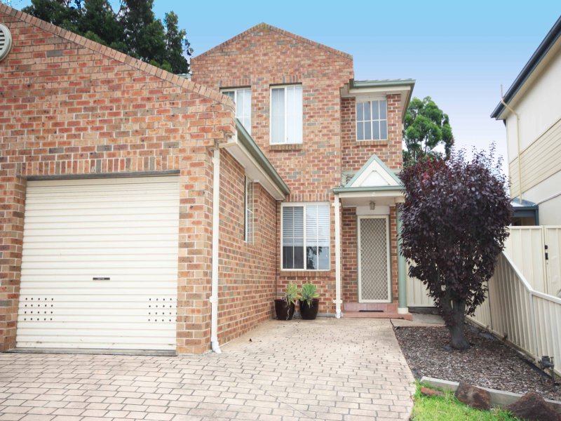 8/57 Murrandah Avenue, Camden, NSW 2570 Property Details