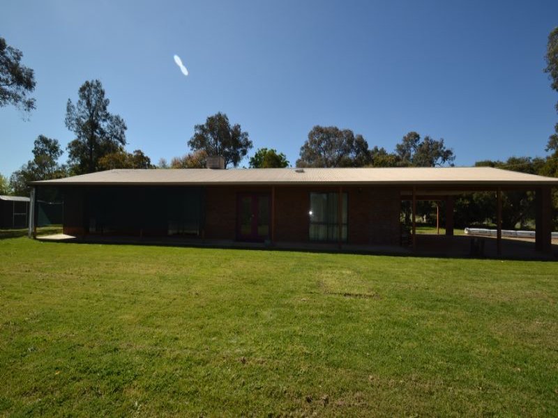 170 River Road, Tarrawingee, VIC 3678