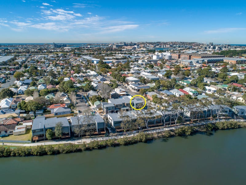 Townhouses for Sale in Maryville, NSW 2293