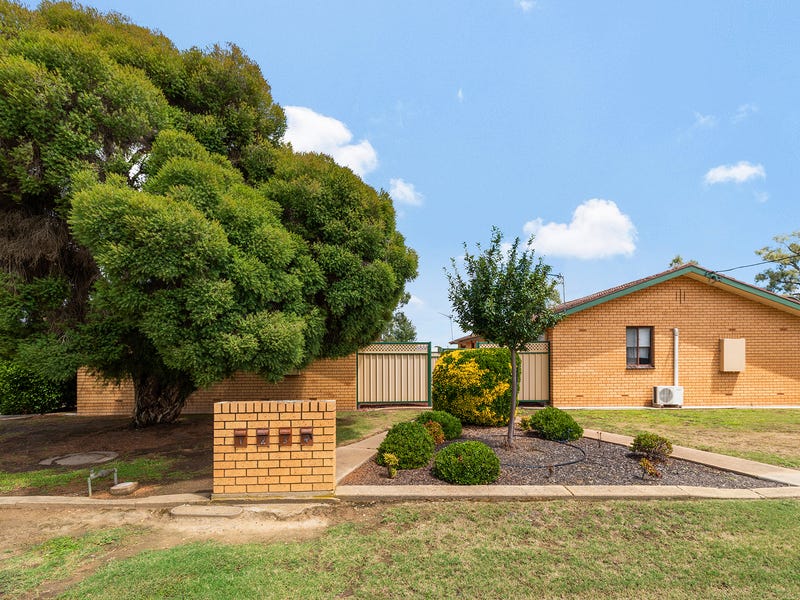 Houses for Rent in Kooringal, NSW 2650 Pg. 2