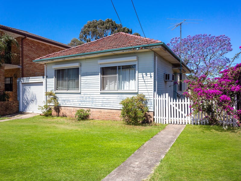 111 Waterloo Road, Greenacre, NSW 2190 House for Sale