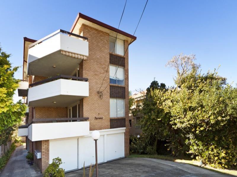 8/9 Hendy Avenue, Coogee, NSW 2034 Property Details