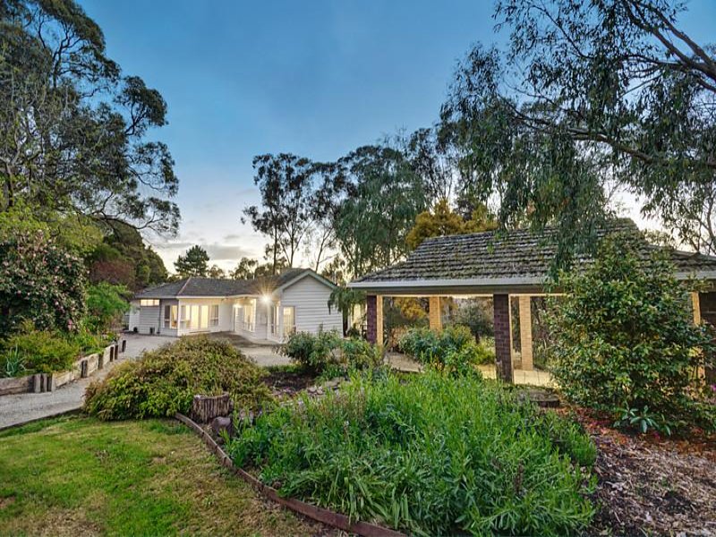 305 Yarra Road, Wonga Park, VIC 3115