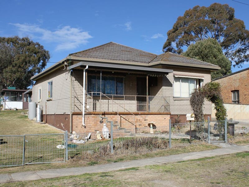 10 Railway Avenue, Portland, NSW 2847