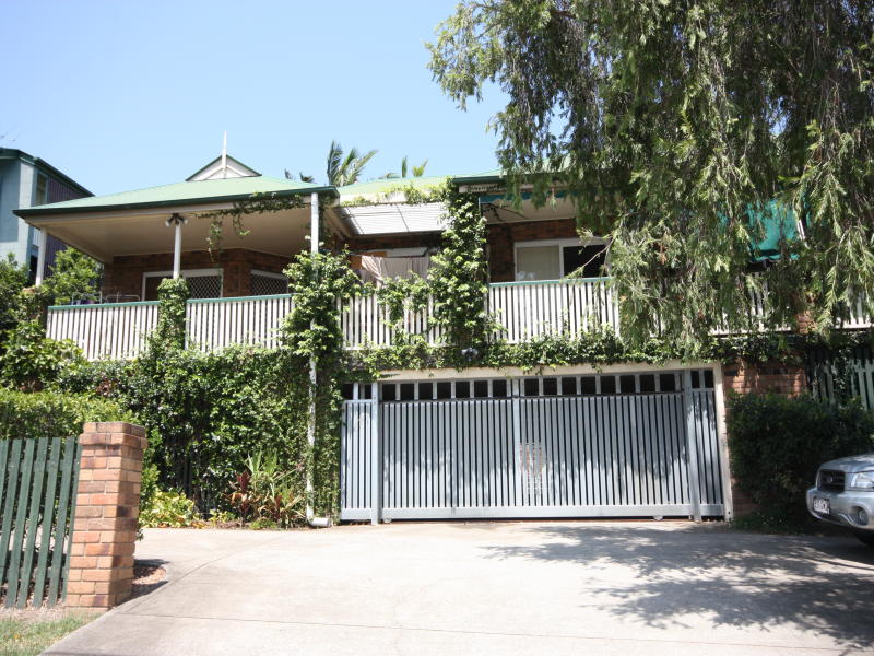 1/16 Wilkie St, Yeerongpilly, Qld 4105 Property Details