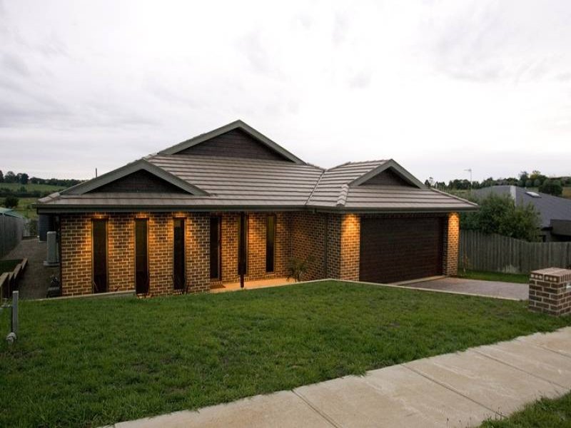 68 Dawson Drive, Warragul, Vic 3820 Property Details