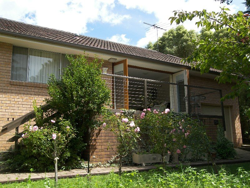 42 Mclaughlin Avenue, Wentworth Falls, NSW 2782