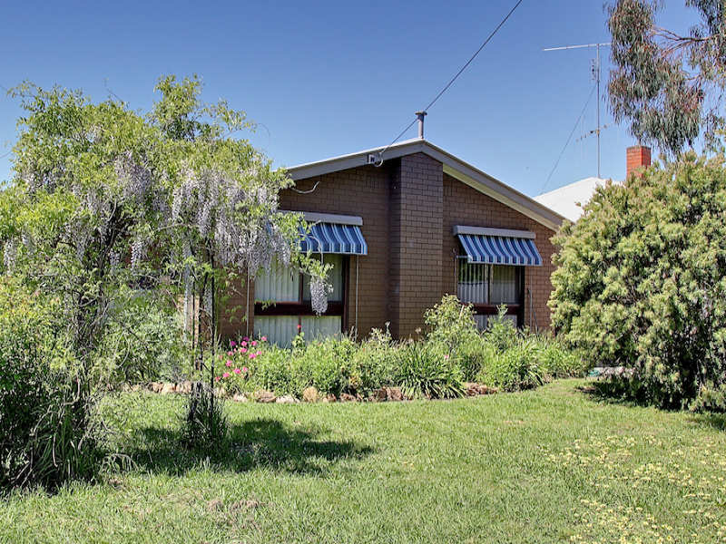 39 Mansfield Road, Euroa, Vic 3666 Property Details