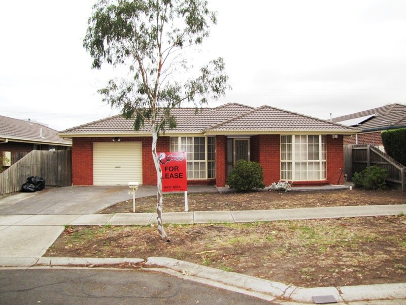 5 Tilley Walk Roxburgh Park Vic 3064 Realestate Com Au