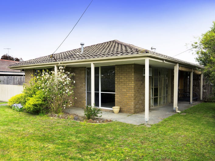 77 Pioneer Road, Grovedale, Vic 3216 Property Details