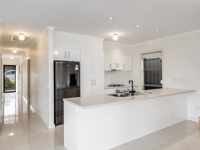 17 Ridgeway Avenue, Enfield, SA 5085 Property Details