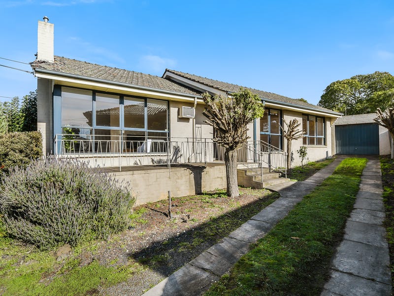 285 Gallaghers Road, Glen Waverley, VIC 3150