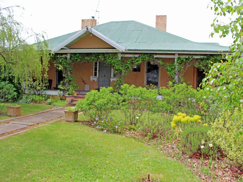 40 Maybe Street, Bombala, NSW 2632 Property Details