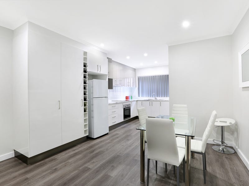 2/32 Hoskins Avenue, Warrawong, NSW 2502