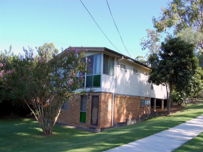 1 Edna Street, Goodna, Qld 4300 Property Details