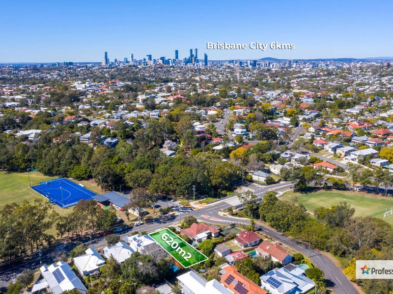 4 Mirrabooka Road, Ashgrove, Qld 4060 Property Details