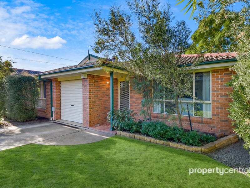 2/33 Hargrave Street, Kingswood, NSW 2747 Property Details