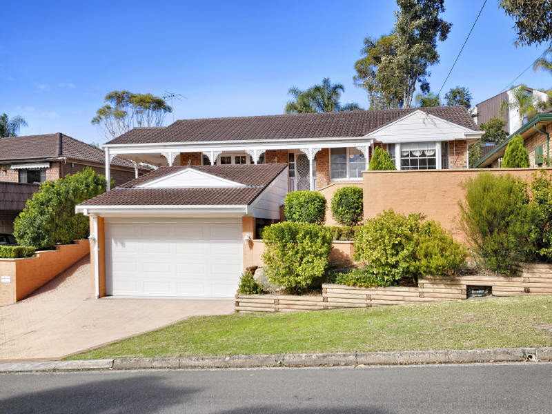 74 Kingswood Road, Engadine, NSW 2233 Property Details