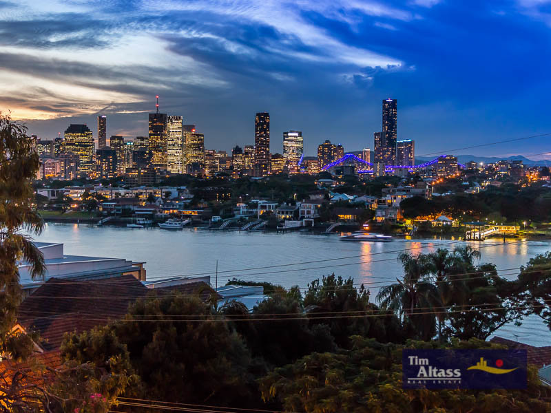 100 Norman Cres, Norman Park, QLD 4170