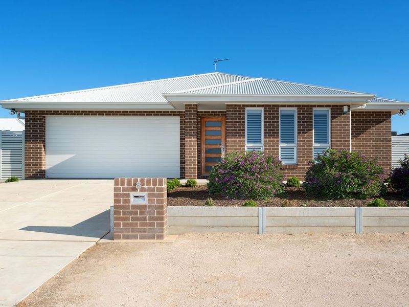 8 Wollemi Street, Forest Hill, NSW 2651