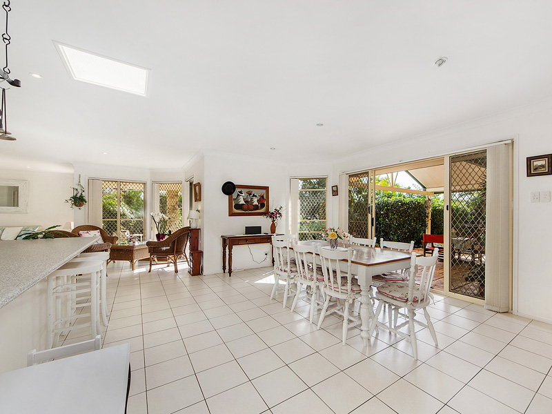 6 Lorne Court, Merrimac, Qld 4226 Property Details