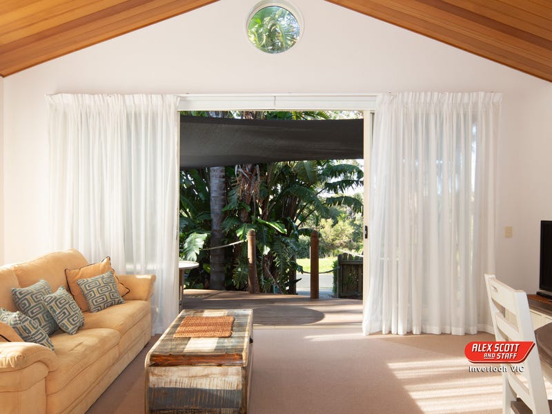 2/18 St Kilda Street, Inverloch, Vic 3996 Property Details