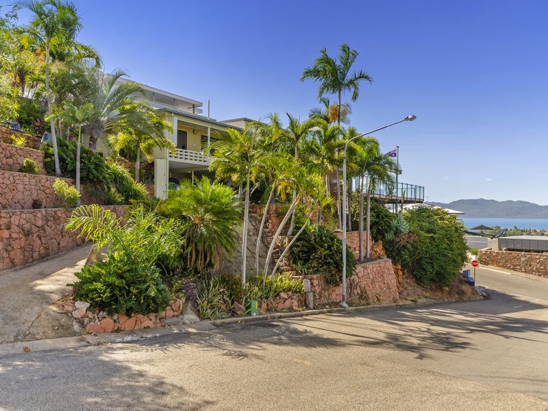 1 Balmoral Drive, Castle Hill, QLD 4810