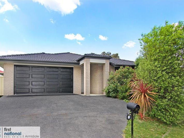 13 Earle Page Drive, Armidale, NSW 2350