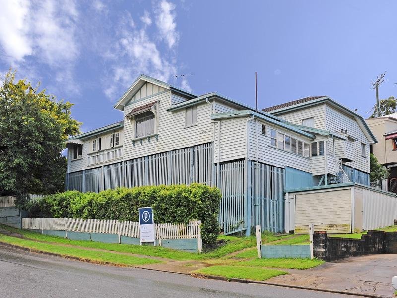 12 Kingsbury Street, Norman Park, QLD 4170