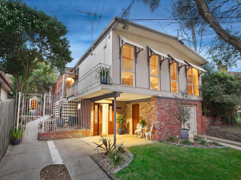 168 Grand Boulevard, Montmorency, Vic 3094 Property Details