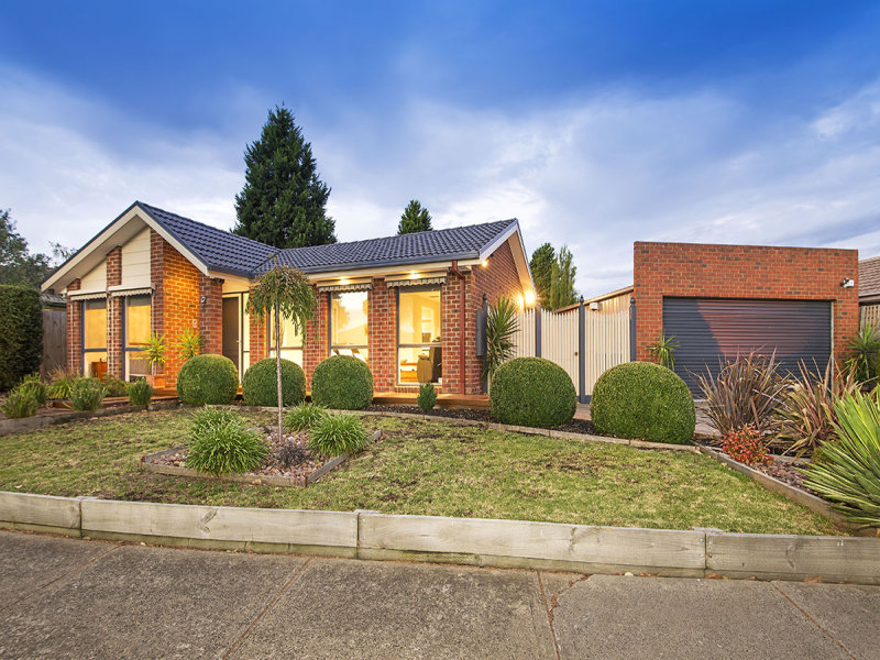 34 Grenda Drive, Mill Park, VIC 3082 - Realestate.com.au