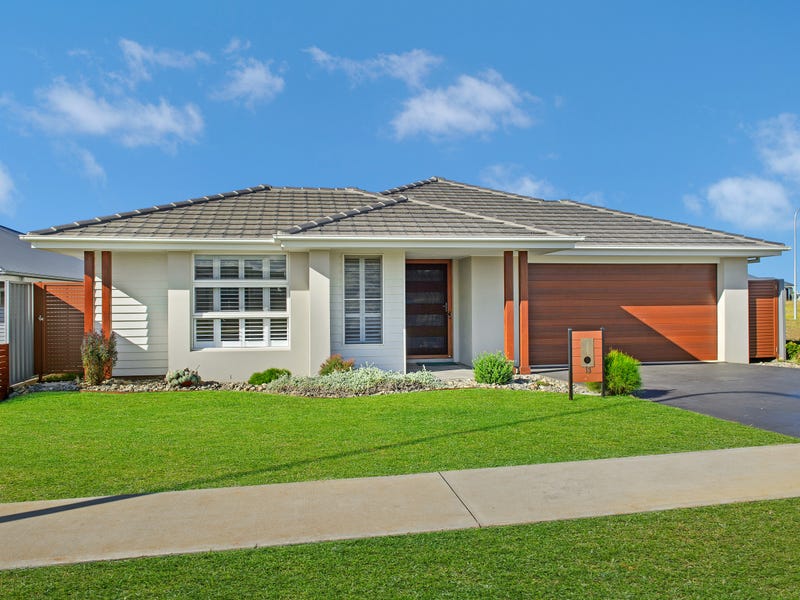 13 Seaside Drive Lake Cathie Nsw 2445 Property Details