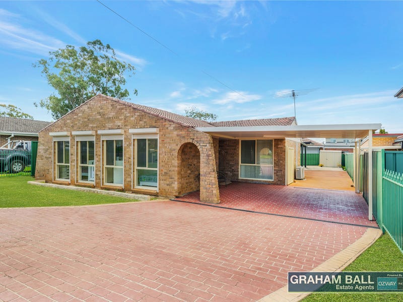 5 Hope Cres, Bossley Park, NSW 2176