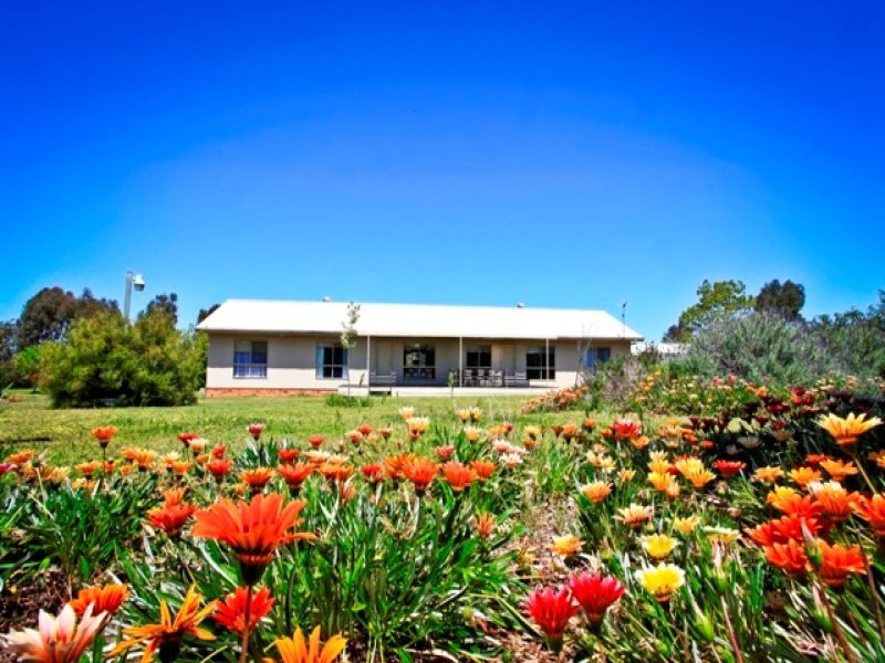 24L Debeaufort Drive, Dubbo, NSW 2830