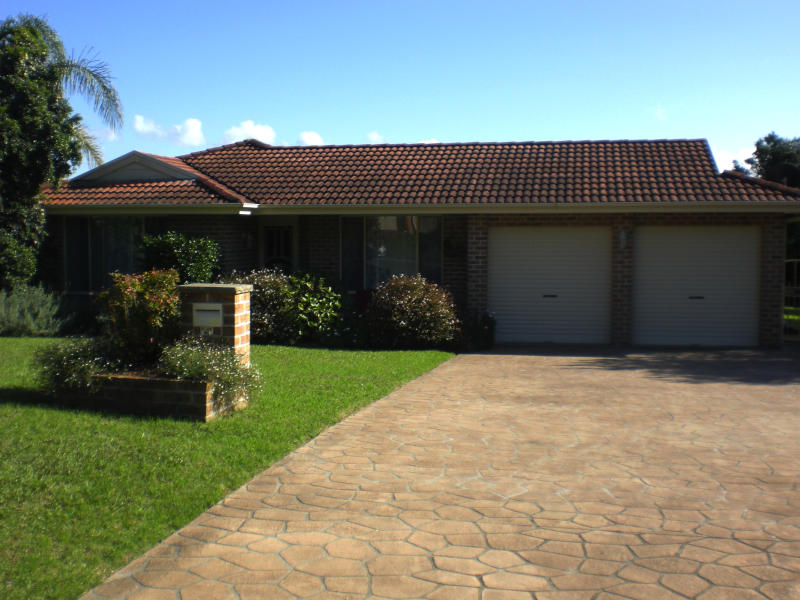 28 Illawarra Circuit, Worrigee, NSW 2540 Property Details