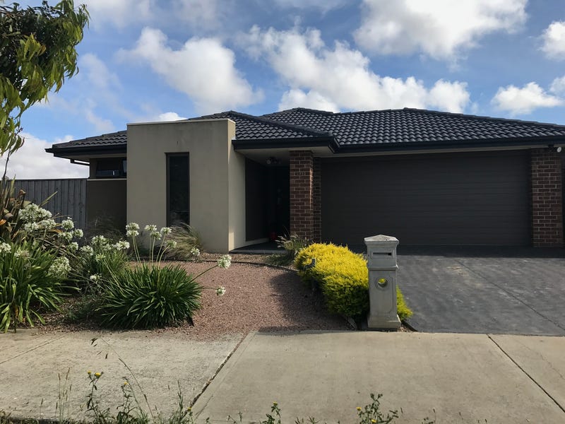 293 Saltwater Promenade, Point Cook, VIC 3030