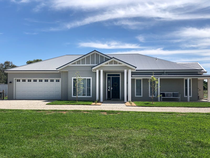 10 Lang Place, Oxley, Vic 3678 Property Details