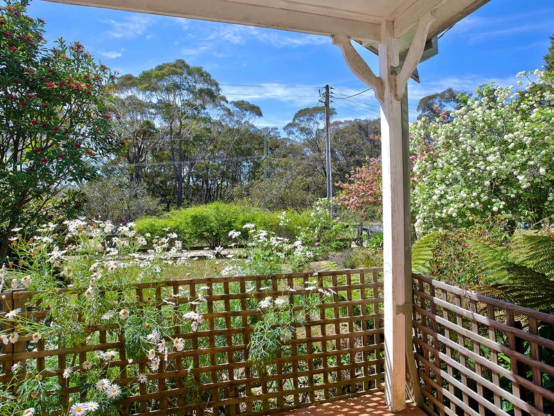 30 Barton Street, Katoomba, NSW 2780 Property Details