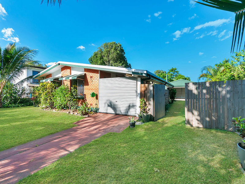 98 Tills Street, Manunda, Qld 4870 - Property Details