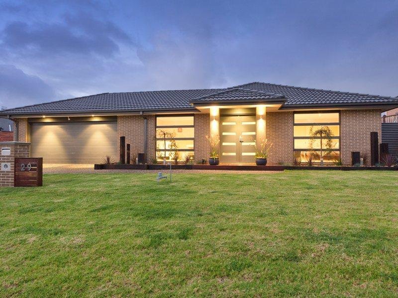29 Hazeldene Way, Rosebud, Vic 3939 Property Details