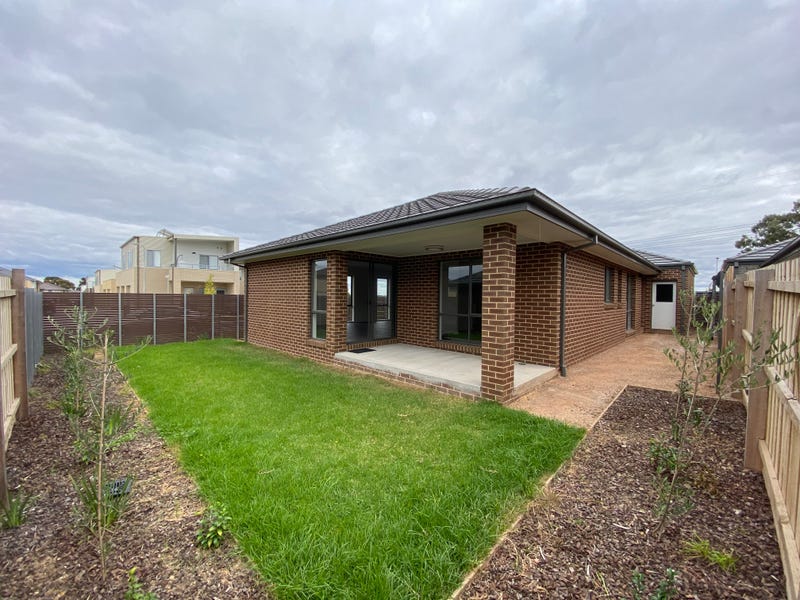 80 Village Cres, Westmeadows, Vic 3049