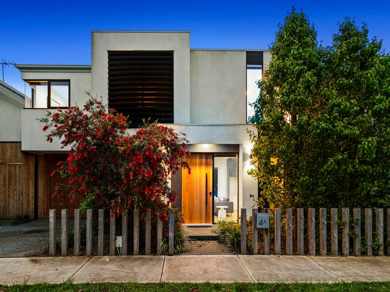 4a Ross Street, Newport, Vic 3015 Property Details