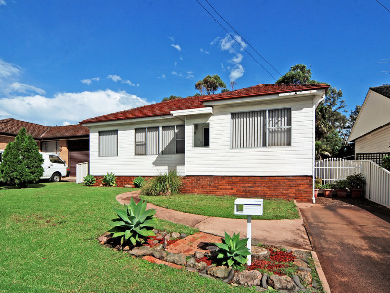 11 Roberts Avenue, Barrack Heights, NSW 2528