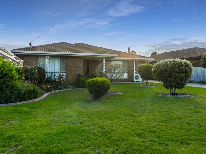 10 Garden Avenue, Bairnsdale, VIC 3875