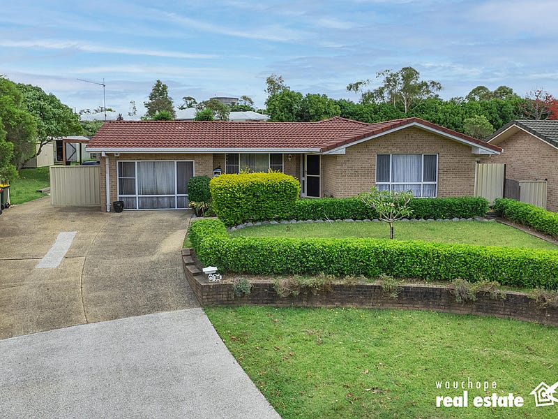 33 Cedar Close, Wauchope, NSW 2446 Property Details