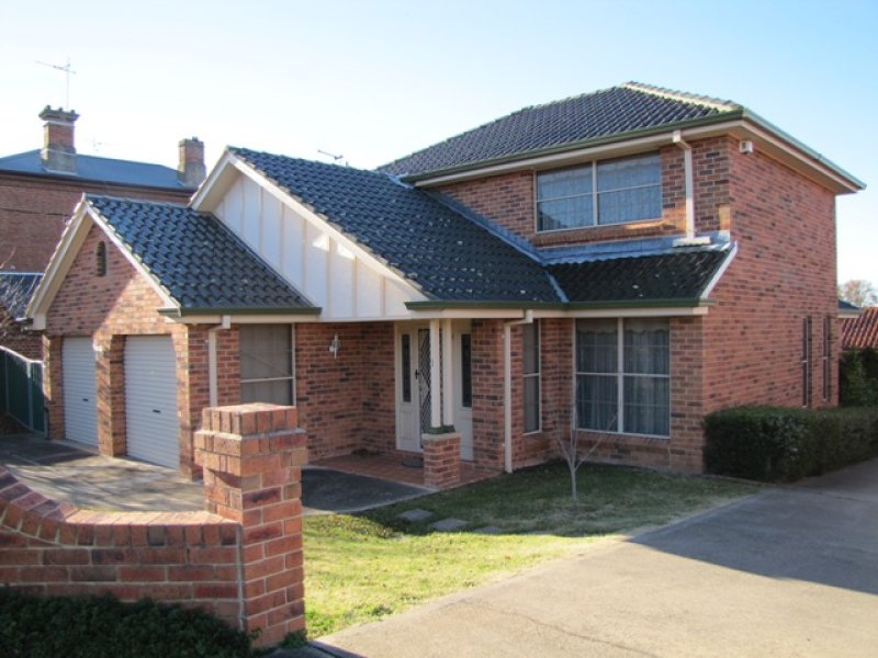 1 149 Rocket Street Bathurst NSW 2795
