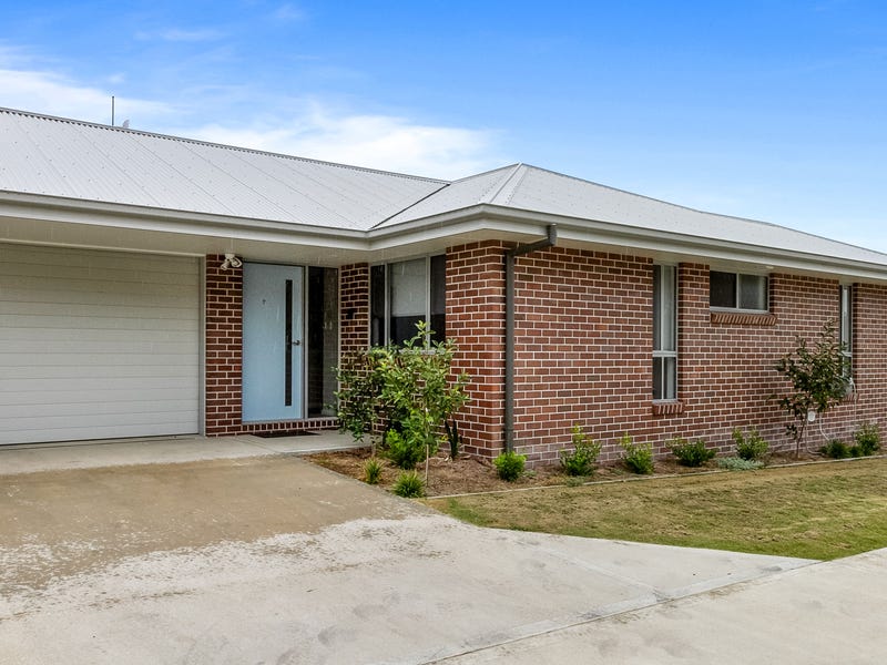 7 Plane Ave, Uralla, NSW 2358 Apartment for Rent